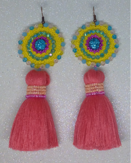 Háčkované  dizajnové náušnice "Fashion Ballet"